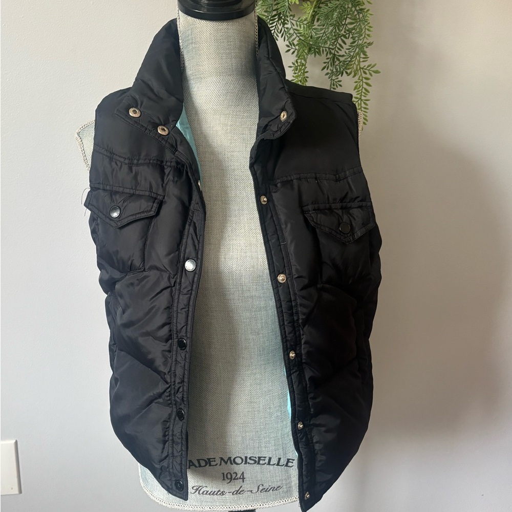 Dynamite Two-Tone Puffer Jacket in Black and Aqua